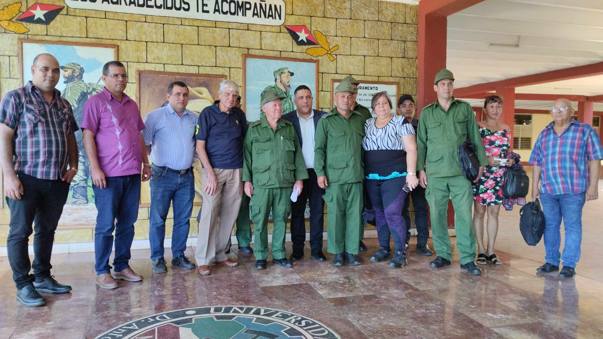 Moa: Recorre jefe del Estado Mayor de la Defensa Civil en Cuba centros de interés social